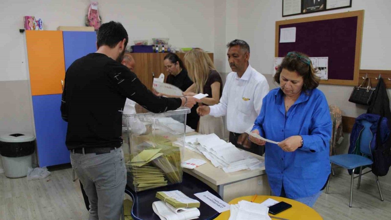 Aydın’da oylar sayılmaya başlandı