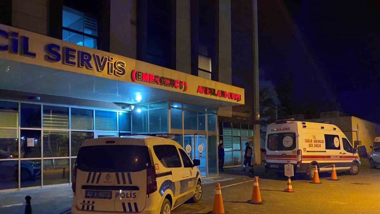 Konya’da minibüs ile otomobil çarpıştı: 9 yaralı