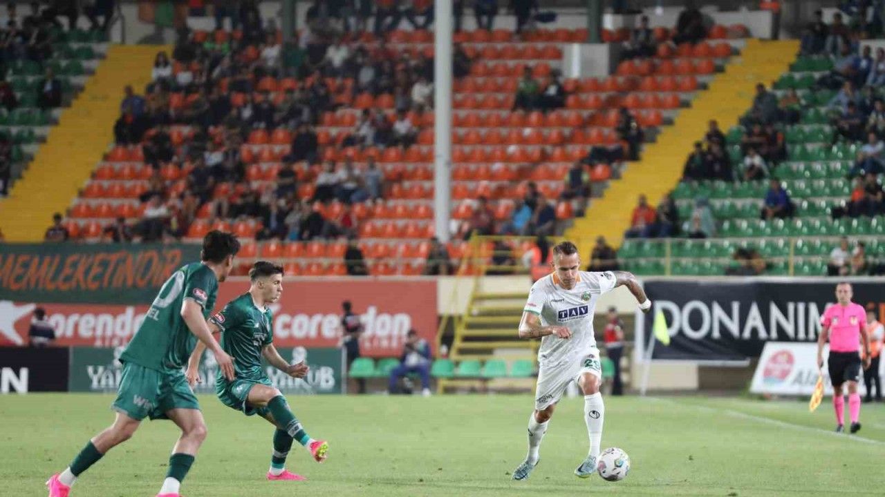 Spor Toto Süper Lig: Corendon Alanyaspor: 0 - Konyaspor: 3 (Maç sonucu)