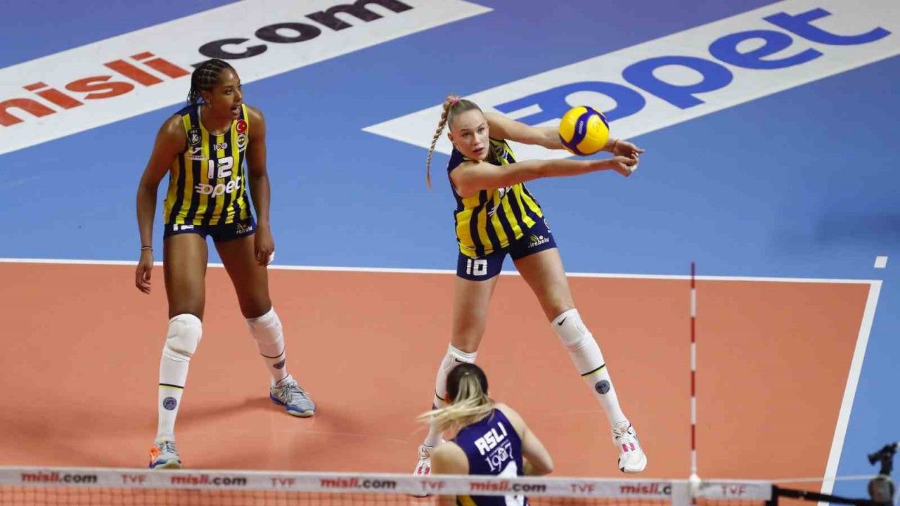 Sultanlar Ligi: Fenerbahçe Opet: 3 - Eczacıbaşı Dynavit: 1