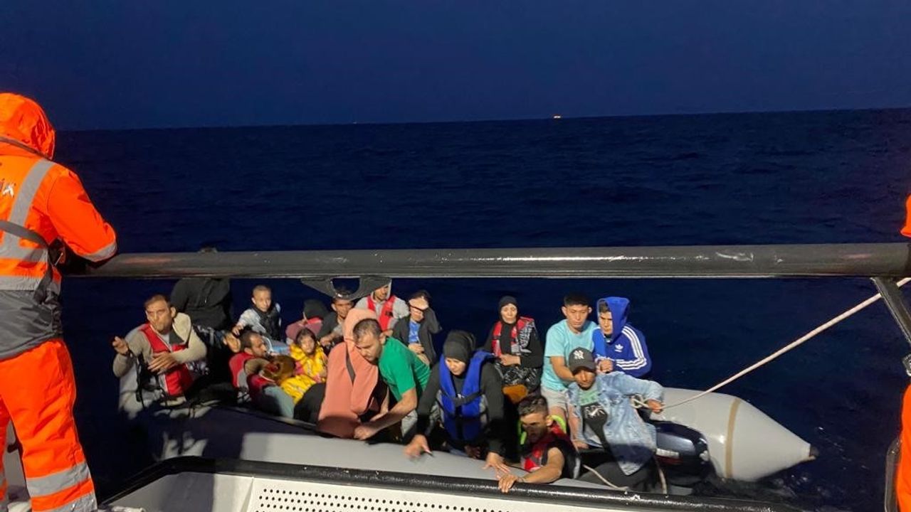 Ayvacık açıklarında 31 kaçak göçmen yakalandı