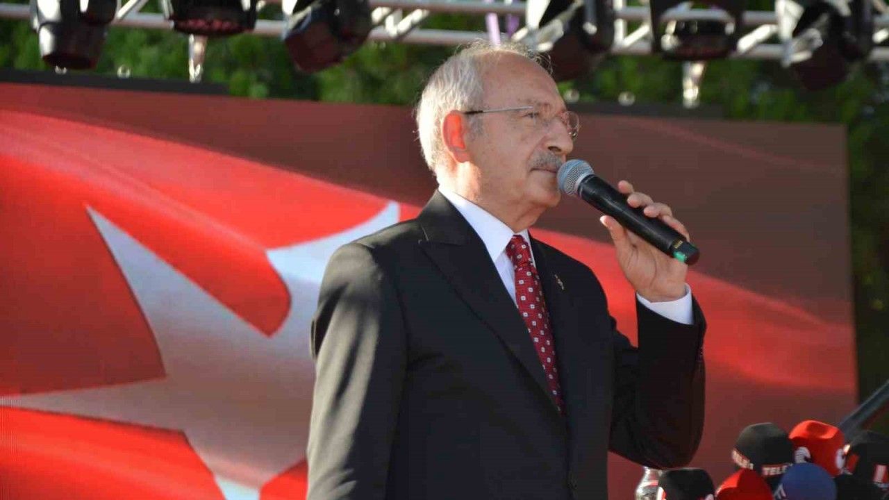 Kılıçdaroğlu, Söke’de toplu temel atma törenine katıldı