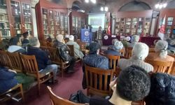 Doğu Türkistan’daki Son Gelişmeler” başlıklı konferans