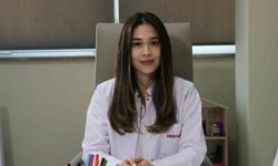 Psikolog Bilginturan: "Çocuğu teşvik ederek okula çekebiliriz"