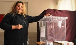 Konya’da çifte vatandaşlar Bulgaristan seçimleri için sandık başına gitti