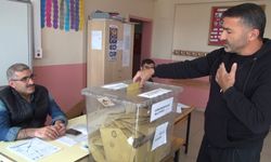 Ahlat’taki Ahıska Türkleri oylarını kullandı
