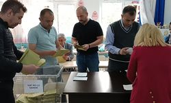 Denizli’de oy sayım işlemleri devam ediyor