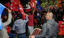 Erdoğan’ın zaferi Van’da coşkuyla kutlanıyor