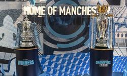 Manchester City’nin bu sezon kazandığı kupalar İstanbul’da sergilendi
