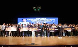 DBB’den ilk defa üniversite kazanan öğrencilere 5 bin lira burs desteği