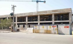 Sağlık Bakanı Koca, Kızıltepe Devlet Hastanesi 150 yataklı ek hizmet binası inşaatını inceledi