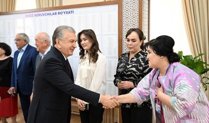 Özbekistan’da halk, anayasa değişikliği için sandık başında