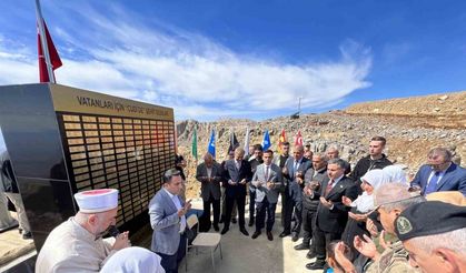 Cudi Dağı’nda şehitler anıtının açılışı şehit aileleri tarafından yapıldı
