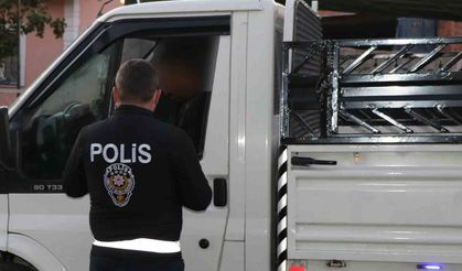 Erzincan’da 77 düzensiz göçmen ve 34 şüpheli yakalandı