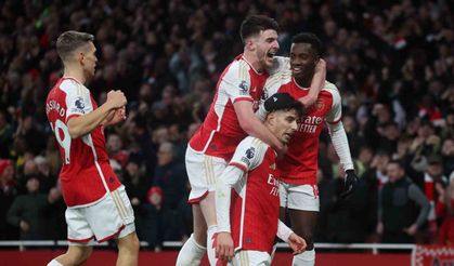 Premier Lig’de Arsenal, yeniden liderliğe yükseldi