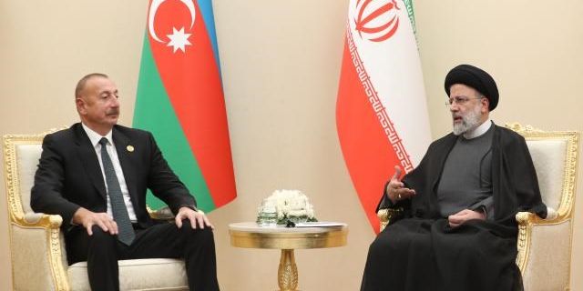 İran Cumhurbaşkanı Reisi ile Azerbaycan Cumhurbaşkanı Aliyev görüştü