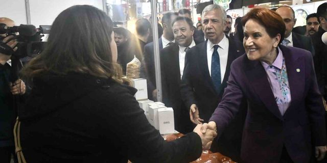 İYİ Parti lideri Akşener ve ABB Başkanı Yavaş’tan depremzedeler için düzenlenen fuara ziyaret