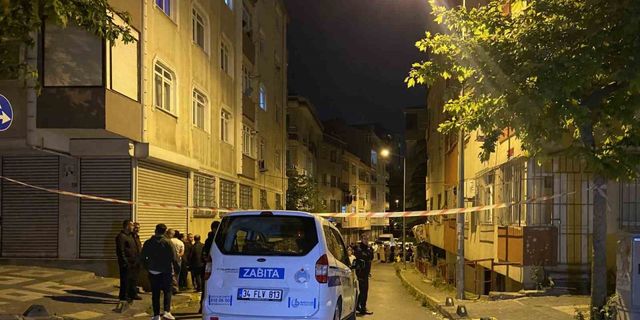 Bağcılar’da temeli kazılan inşaatta toprak kayması: Tedbir amacıyla 6 katlı bina boşaltıldı