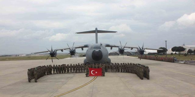 Türk askerinden Kosova’ya takviye sürüyor