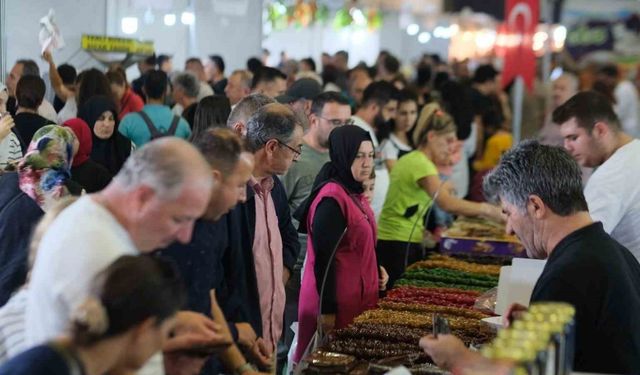 12. Yöresel Ürünler Fuarı (YÖREX), 4 günde 355 bin 475 kişiyi ağırladı