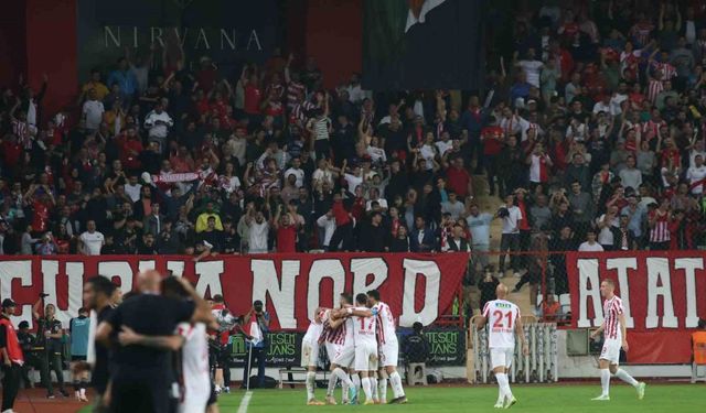 Trendyol Süper Lig: Antalyaspor: 3 - Beşiktaş: 2 (Maç sonucu)