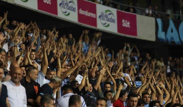 Trendyol Süper Lig: Y. Adana Demirspor: 0 - Fenerbahçe: 0 (Maç devam ediyor)