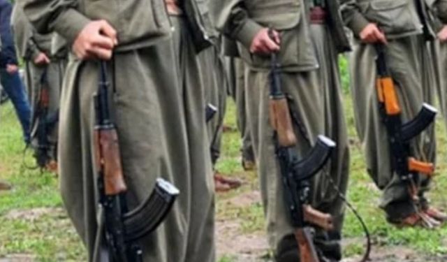 PKK kendini feshetti!