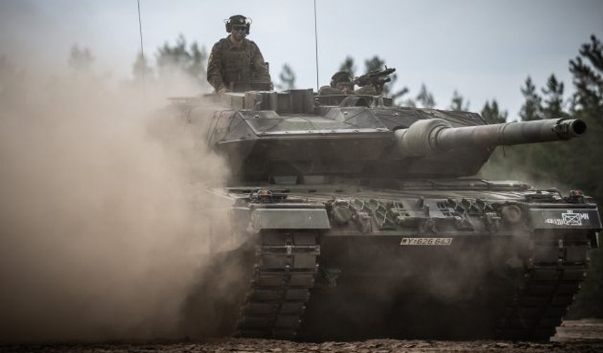 Almanya’dan Polonya’ya Leopard tankları için yeşil ışık