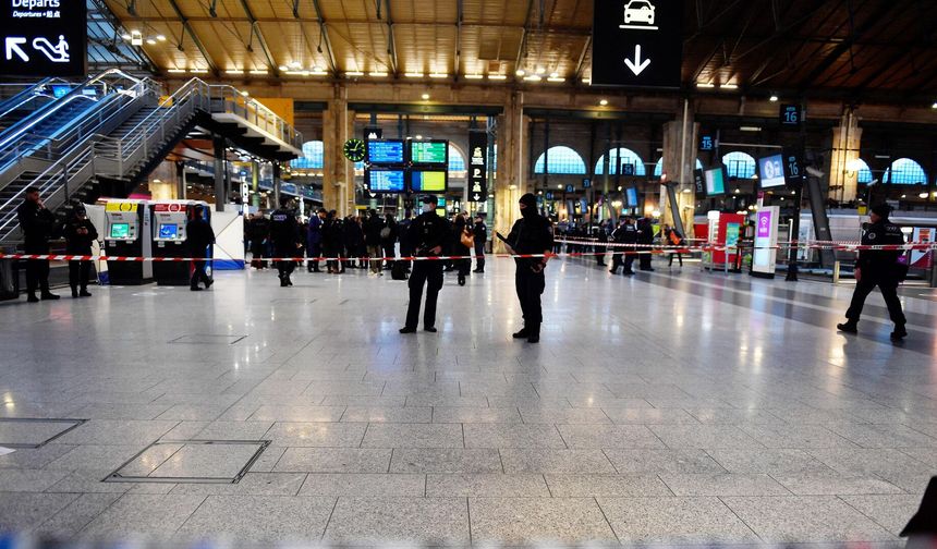 Paris’te tren garında bıçaklı saldırı: 6 yaralı