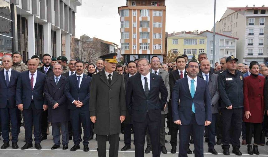 Atatürk ölümünün 85. yıldönümünde Kars’ta anıldı