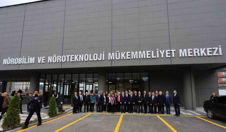 Gazi Üniversitesi’nde Nörobilim ve Nöroteknoloji Merkezi açıldı